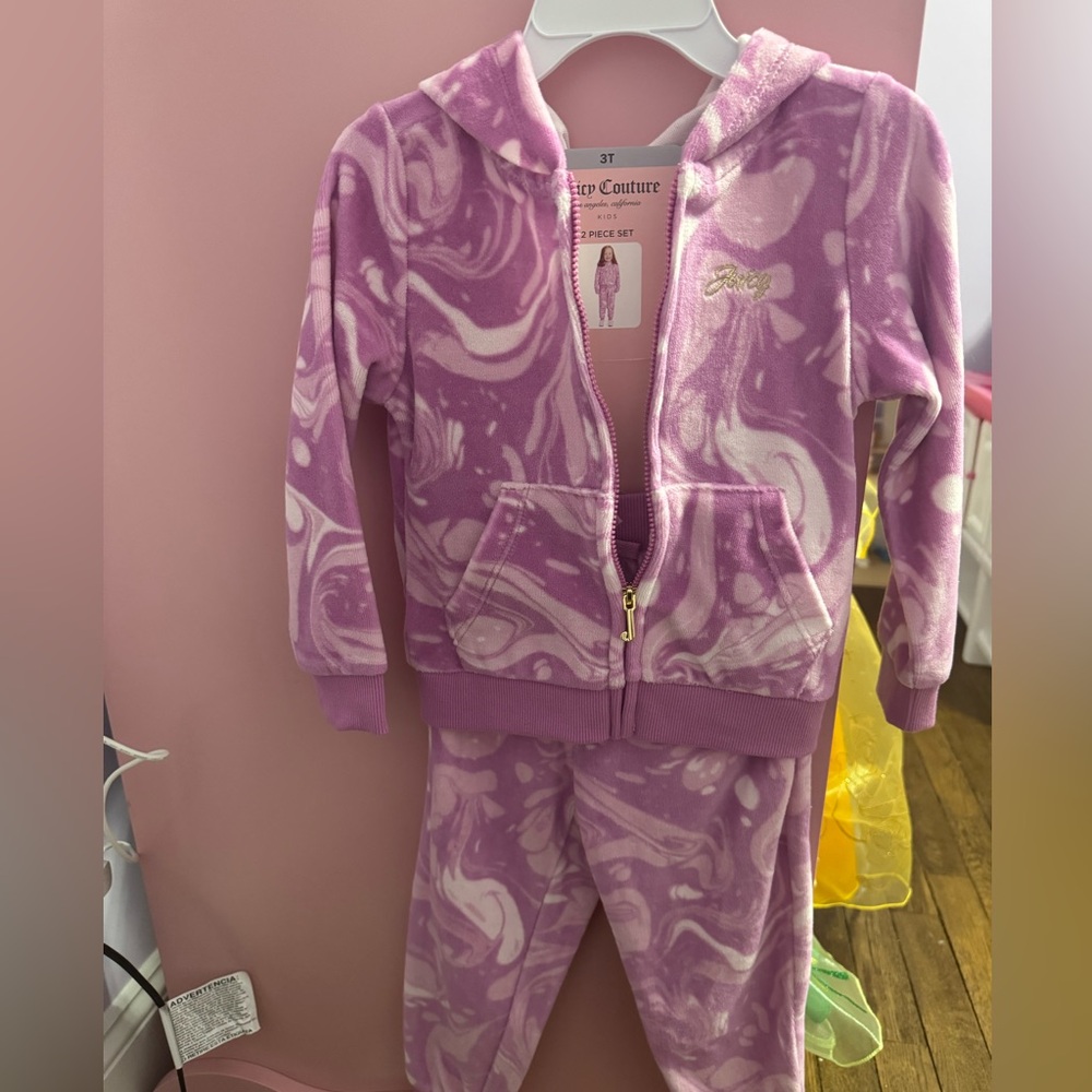3T purple Juicy Couture zip up sweatsuit- velour